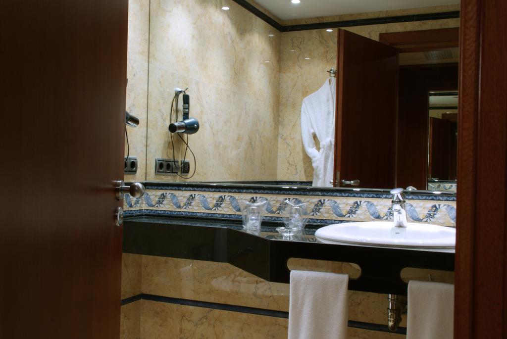 Hotel Amadeus Valladolid Dış mekan fotoğraf